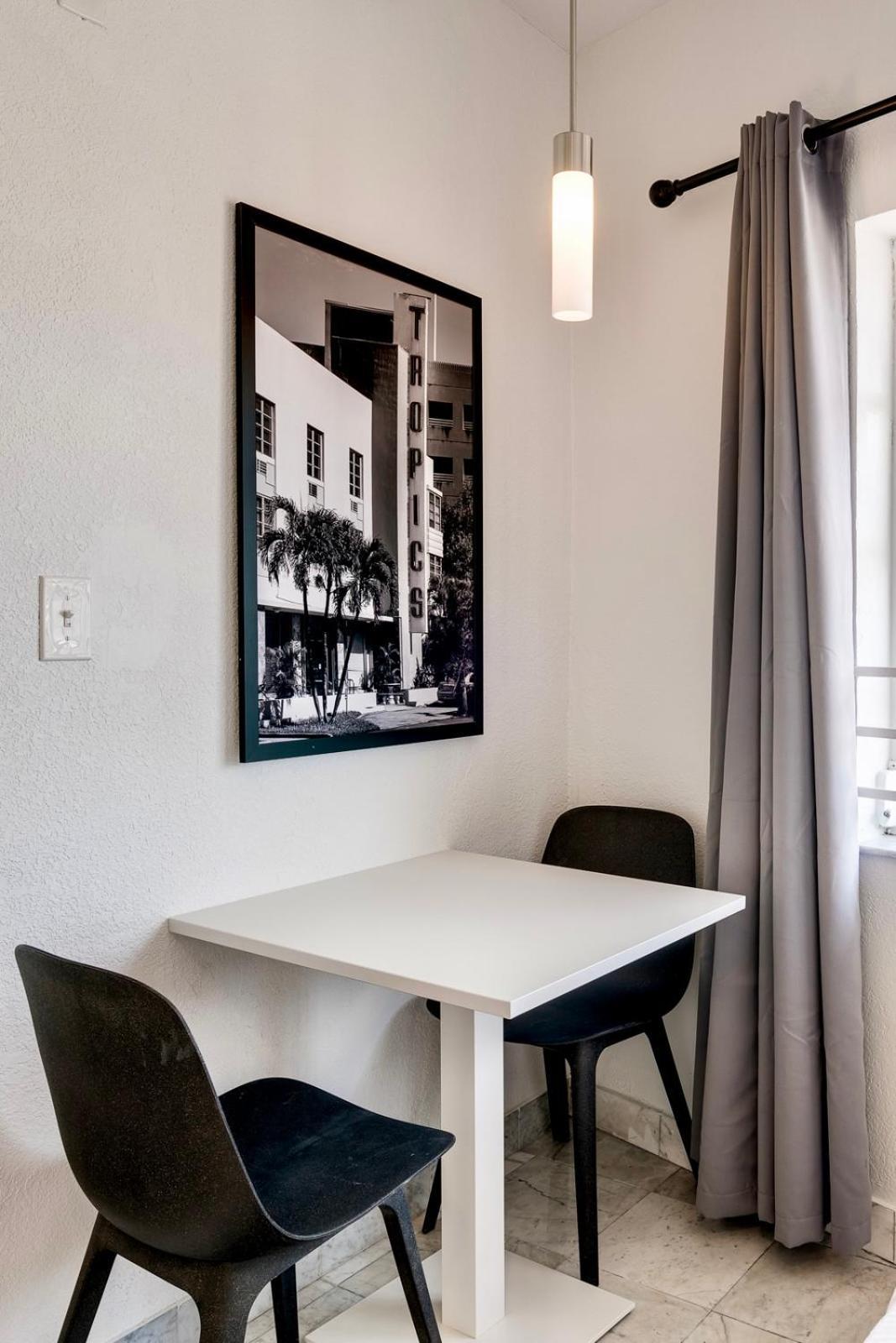 Location By The ! Free Wifi - Tv - Amenities Appartamento *
